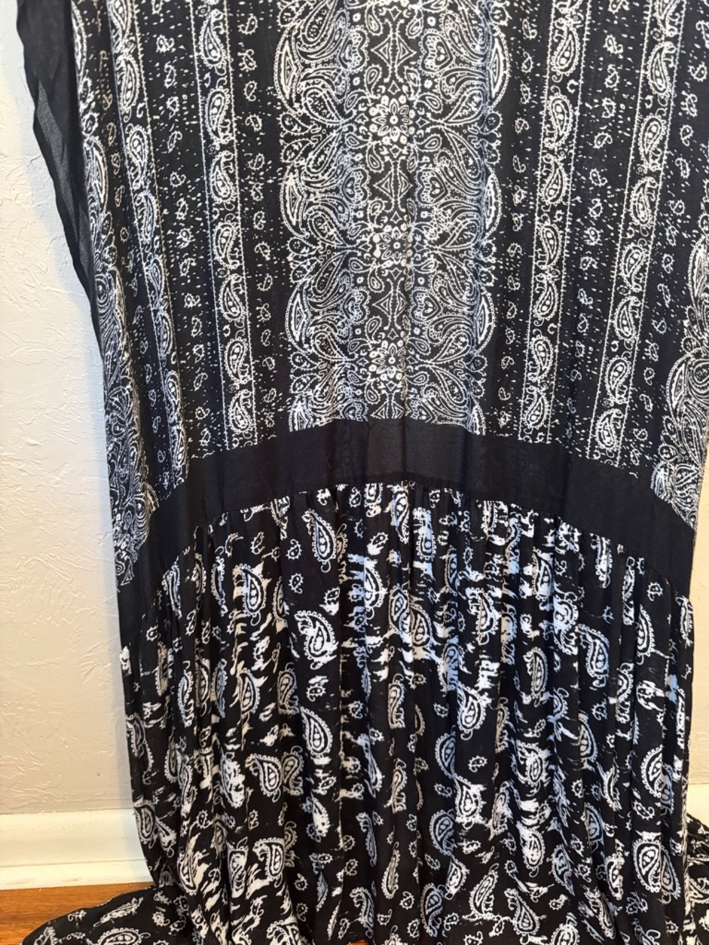 Three Bird Nest Black & White Paisley Kimono Duster one size - Picture 11 of 16